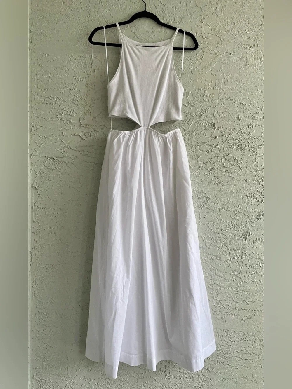 Abercrombie & Fitch Mixed Fabric Cut-Out Maxi Dress